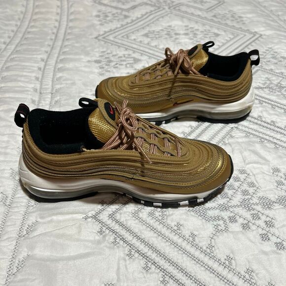 Nike Air Max 97 Gold Bullet 2022 Size 6Y Metallic Gold Red Swoosh - Picture 6 of 13
